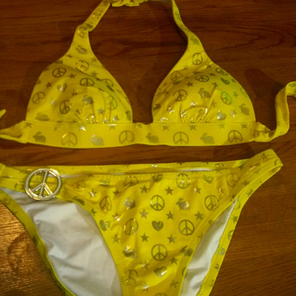 Swim suit